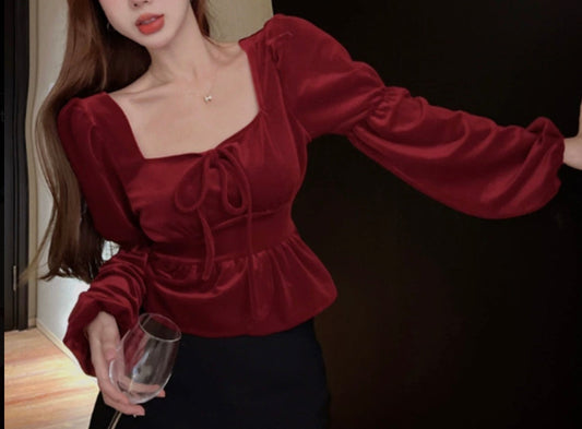 Helviora - Wijnrood Fluwelen Korset met Lange Pofmouwen