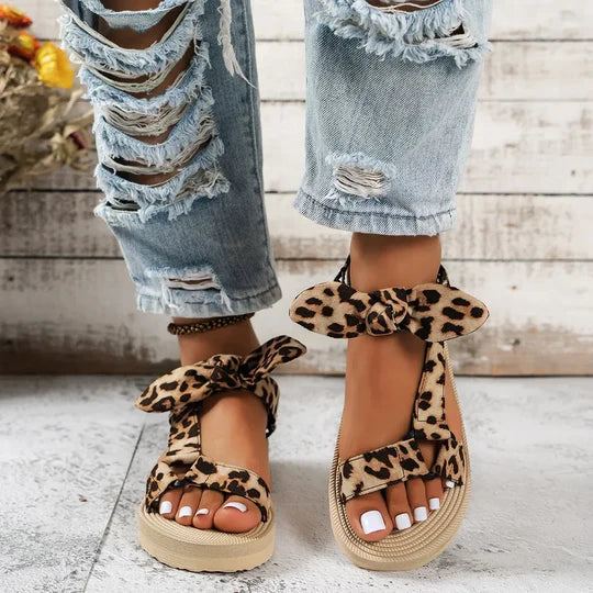 Luna - Stijlvolle Sandalen met Leopardprint