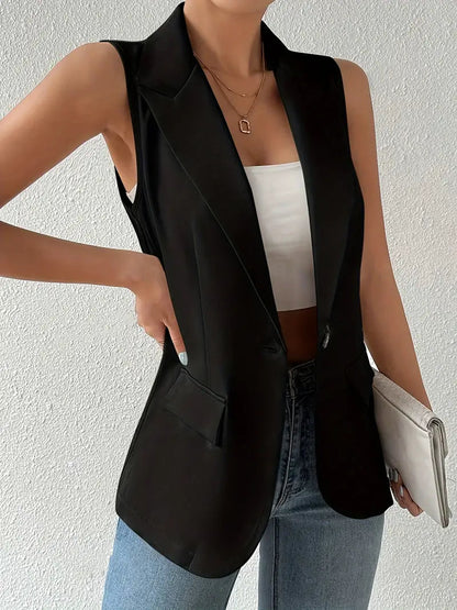 Lina - Trendy Mouwloze Blazer met Knoopdetails