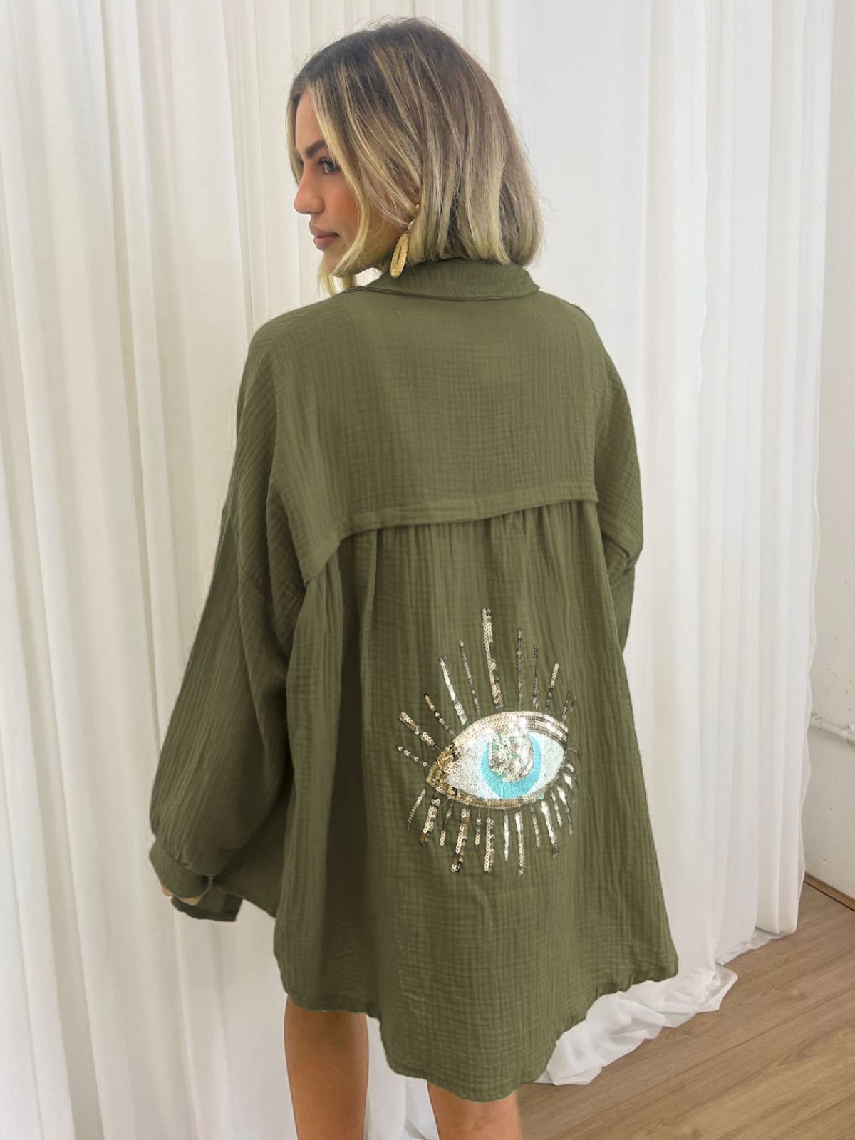 Livia - Lichtgewicht Oversized Kimono Met Uniek Geborduurd Oogdesign