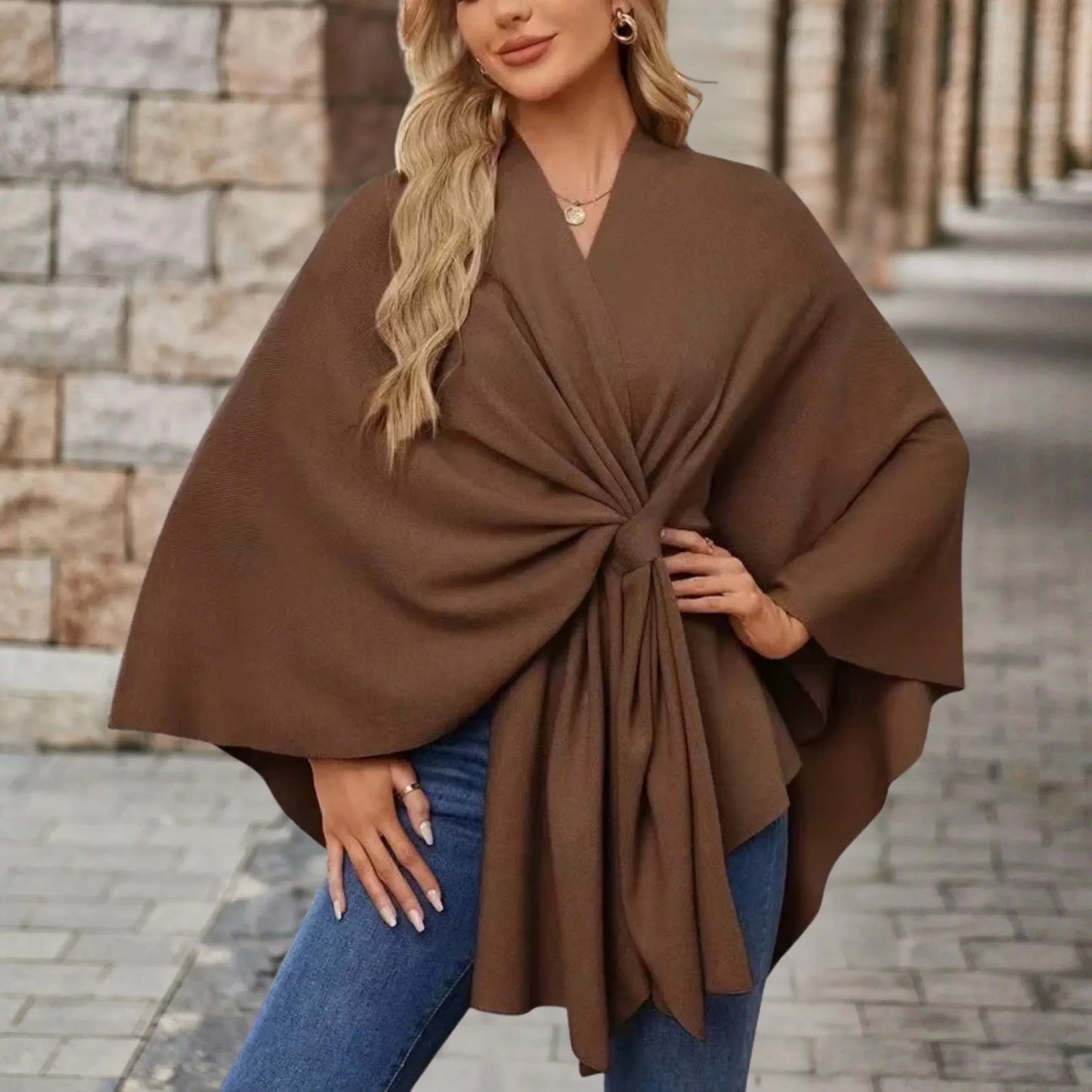 Benthe | Elegante Gedrapeerde Poncho