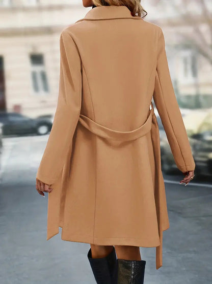Dames Chique Trenchcoat – Dubbele Rij Knopen, Beige Waterafstotend, Perfect voor Lente en Herfst