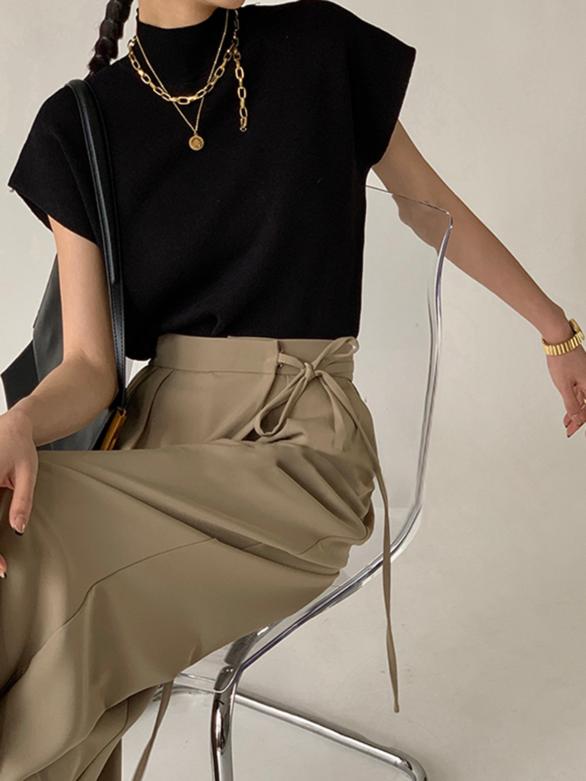 Ismara - Elegante Top met Hoge Kraag