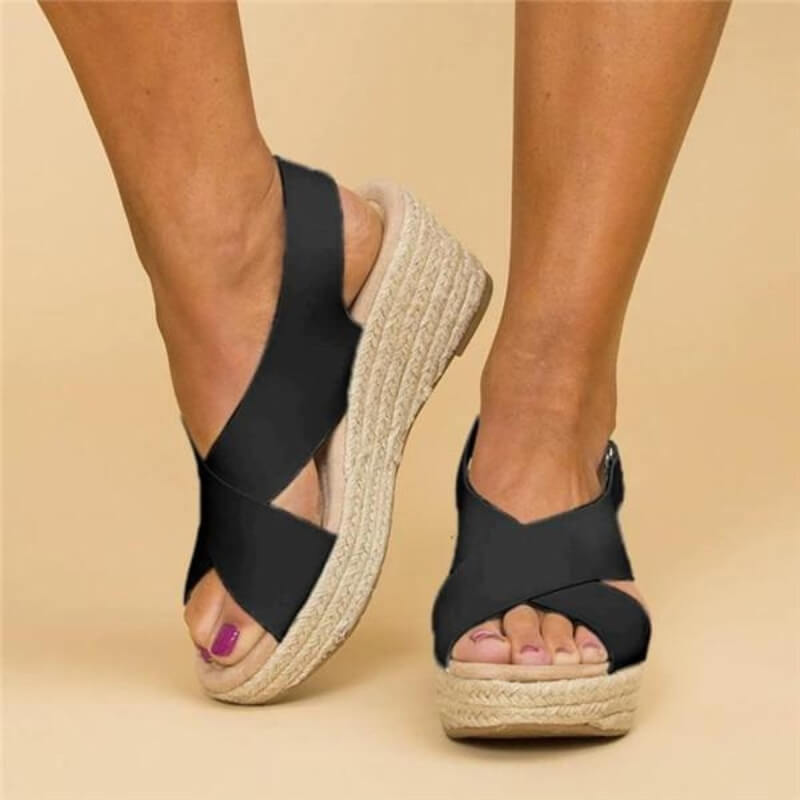 Livia - Chique Sleehak Sandalen met Kruisbanden