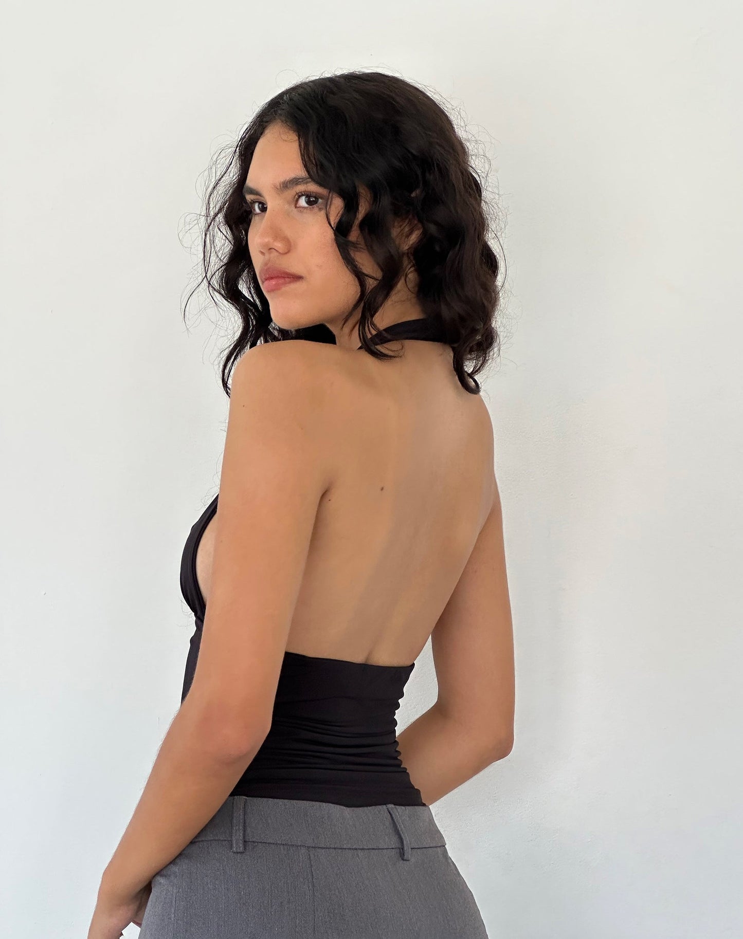 Gaelle - Verleidelijke Haltertop met Diepe V-hals