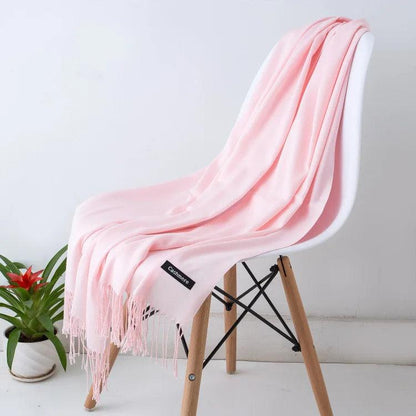 Dames Luxe Warme Sjaal – Effen Beige met Franjedetail, Ideaal voor Herfst en Winter