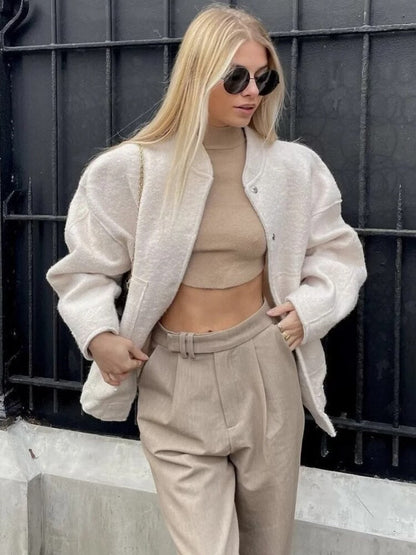 Daphne - Oversized Wollen Mantel met Ronde Hals en Knopen