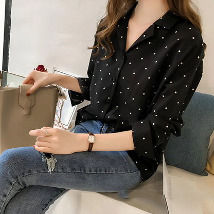 Laurie – Vrolijke Polkadot Blouse