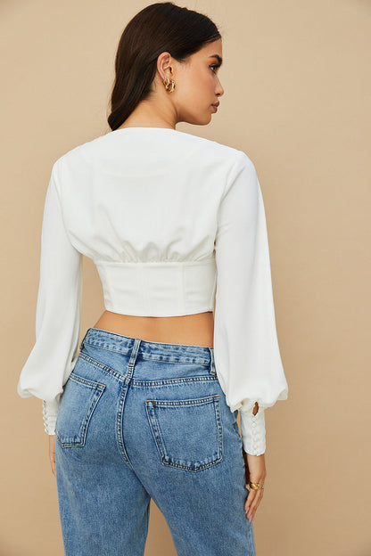 Havindra - Witte Cropped Top met Diepe Hals en Veterdetail