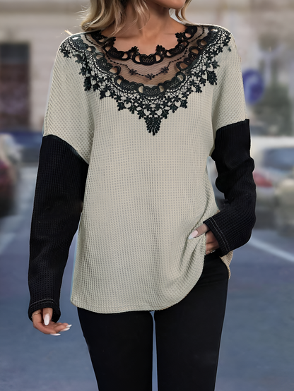 Cinzia - Elegant T-shirt met Kanten Details