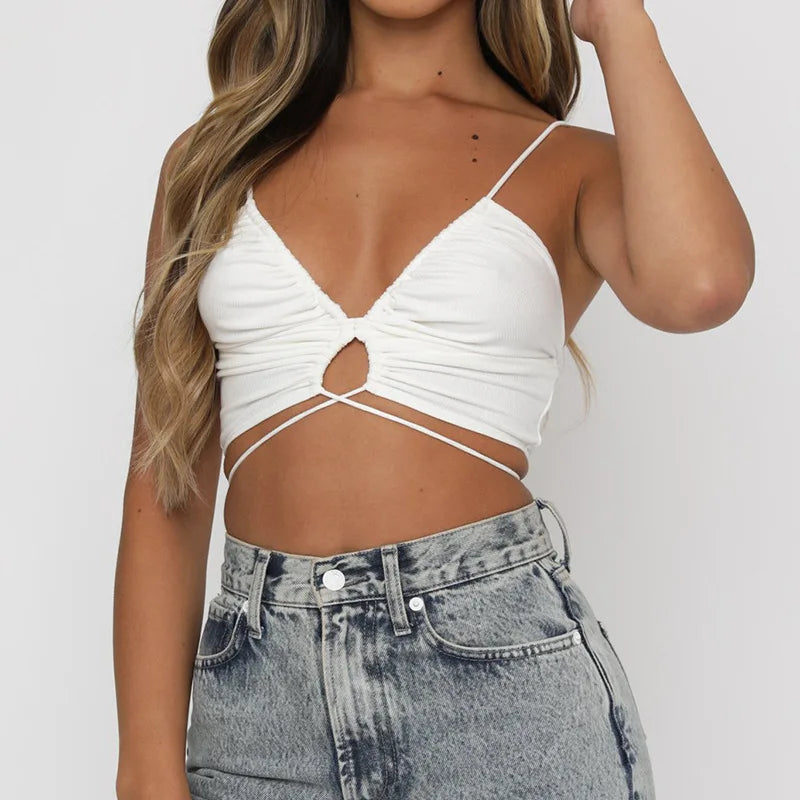 Havienna - Zwarte Cut-Out Crop Top met Strikdetails