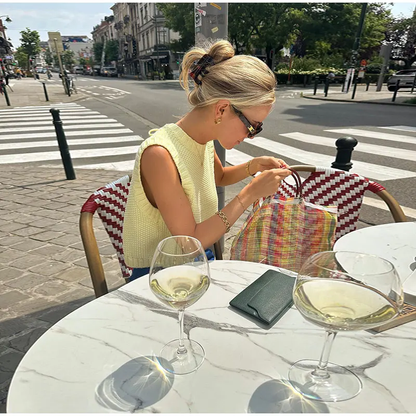 Luna - Mouwloze Gebreide Top met Open Rug en Striksluiting