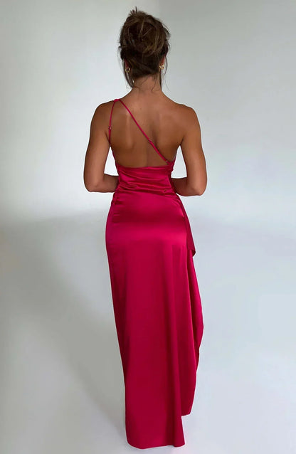 Elara - Luxe Satijnen One-Shoulder Splitjurk