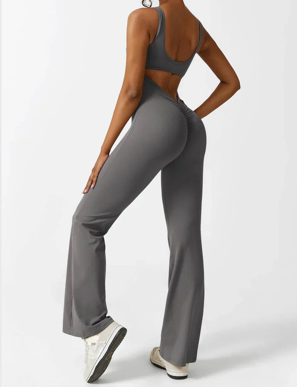 Cath | Sculpting Flare Jumpsuit met Open Rug