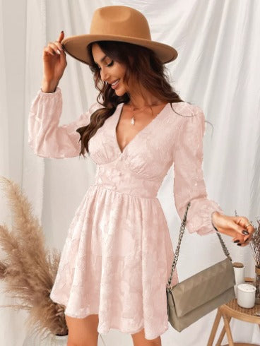 Lotte - Delicate Satijnen Jurk met Korte Mouwen