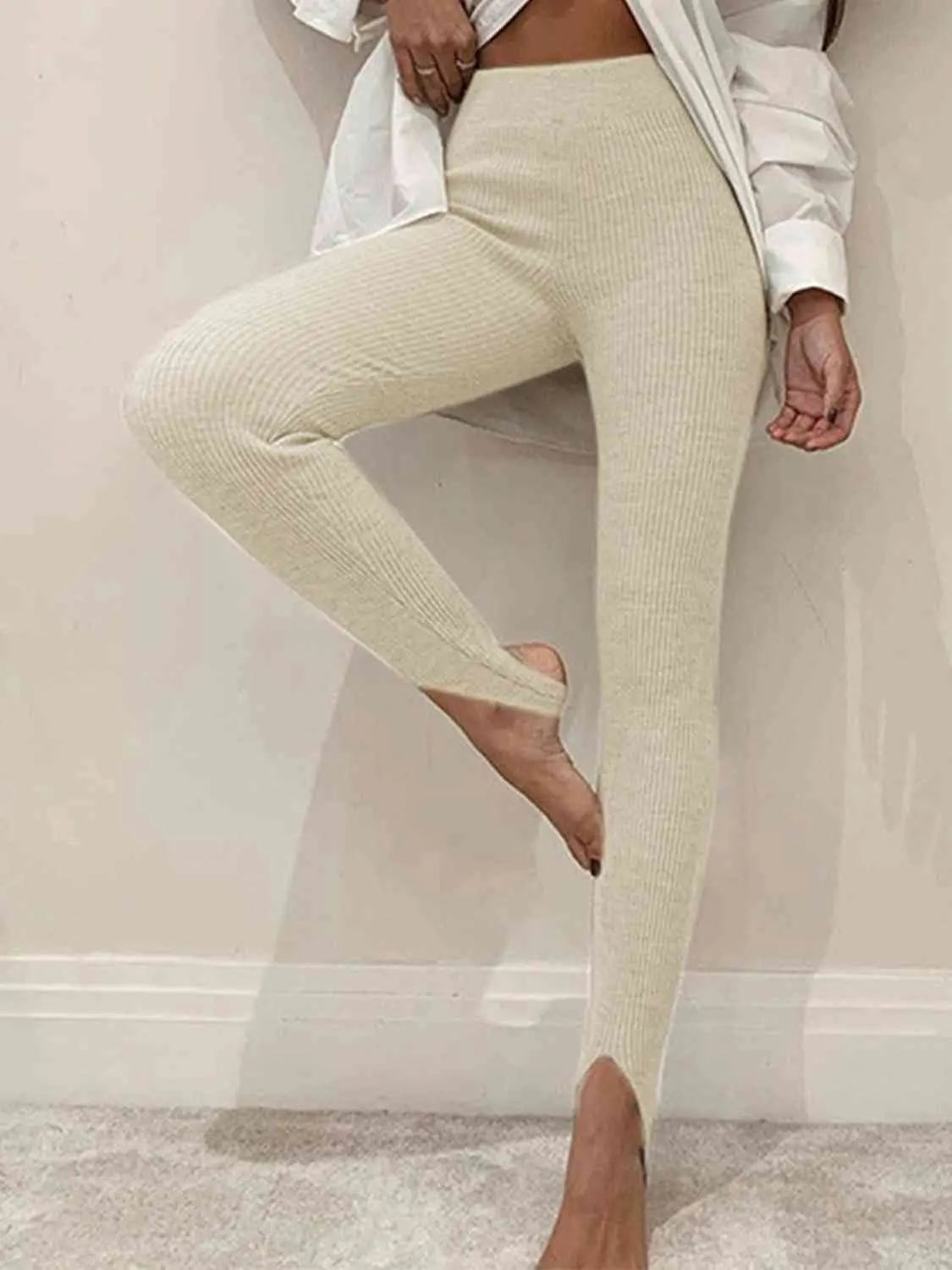 Clara | Geribbelde Mid-Waist-Leggings – Comfort en Stijl voor Elke Dag