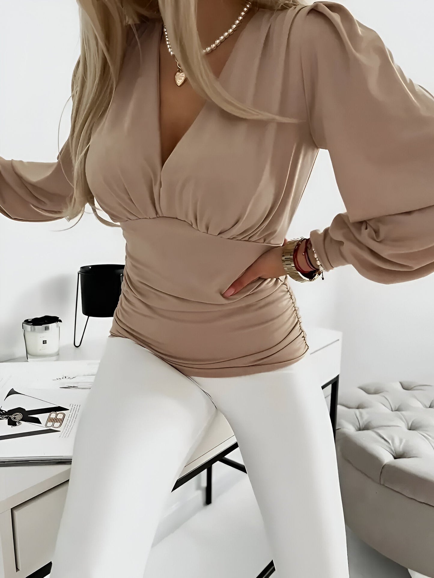 Caylee - Getailleerde Casual Blouse met Lantaarnmouwen