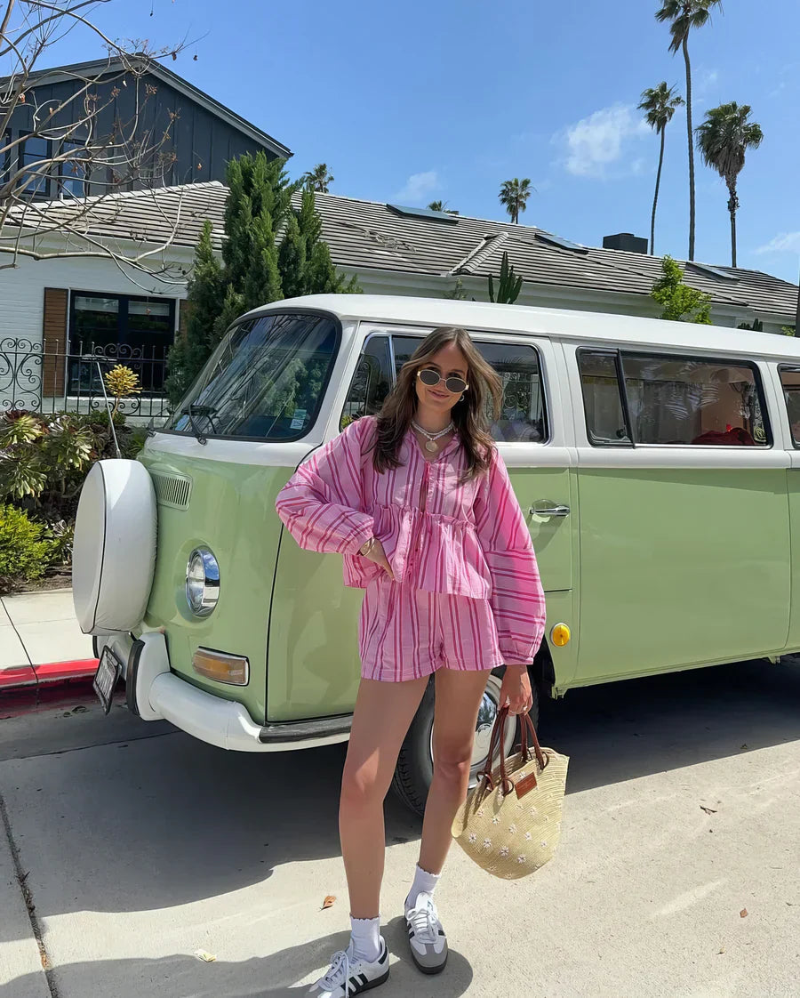 Lina - Casual Tweedelige Set met Losvallende Blouse en Short in Streepdesign