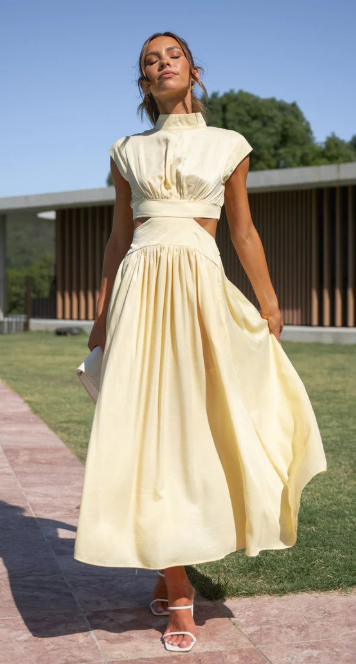 Livia - Stijlvolle Maxi Jurk met Uitgesneden Taille voor Dames