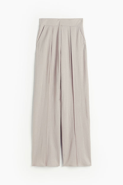 Luchtige damesbroek met wijde snit en plooien