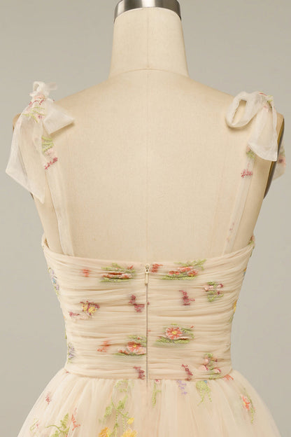 Livia - Tule Baljurk met Bloemenborduursel